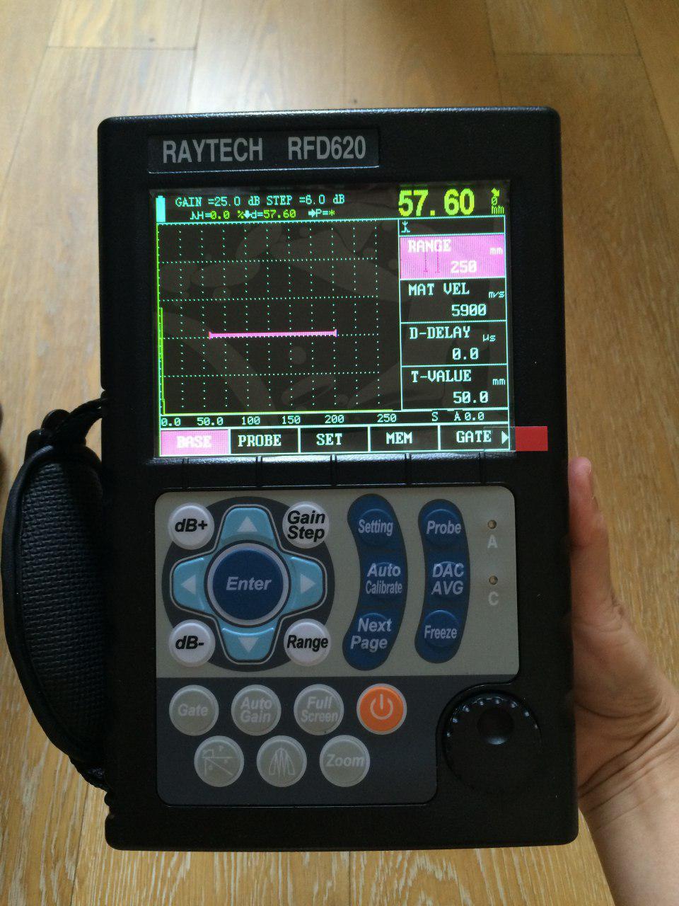 دستگاه عیب یاب التراسونیک Raytech FD620