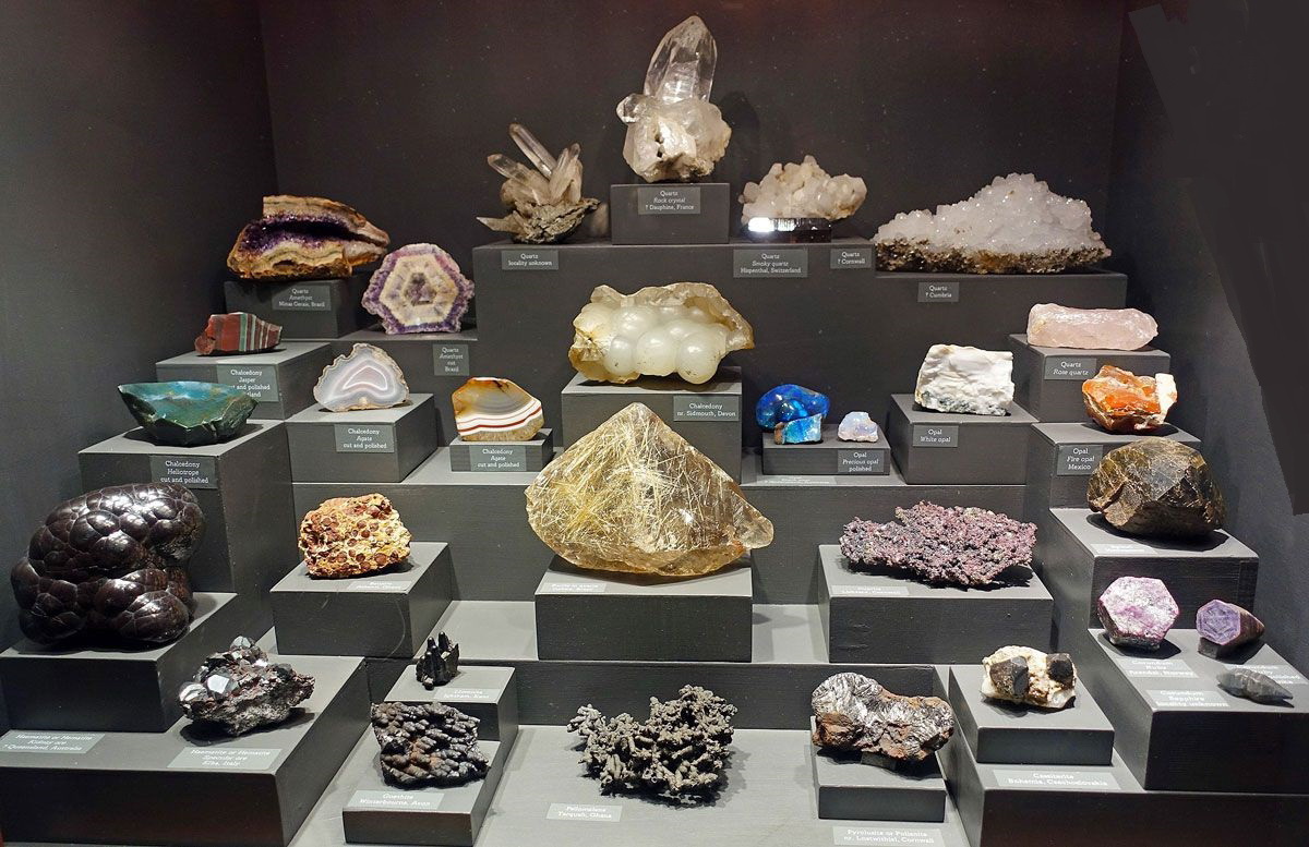 فروش مواد معدنی و صادرات