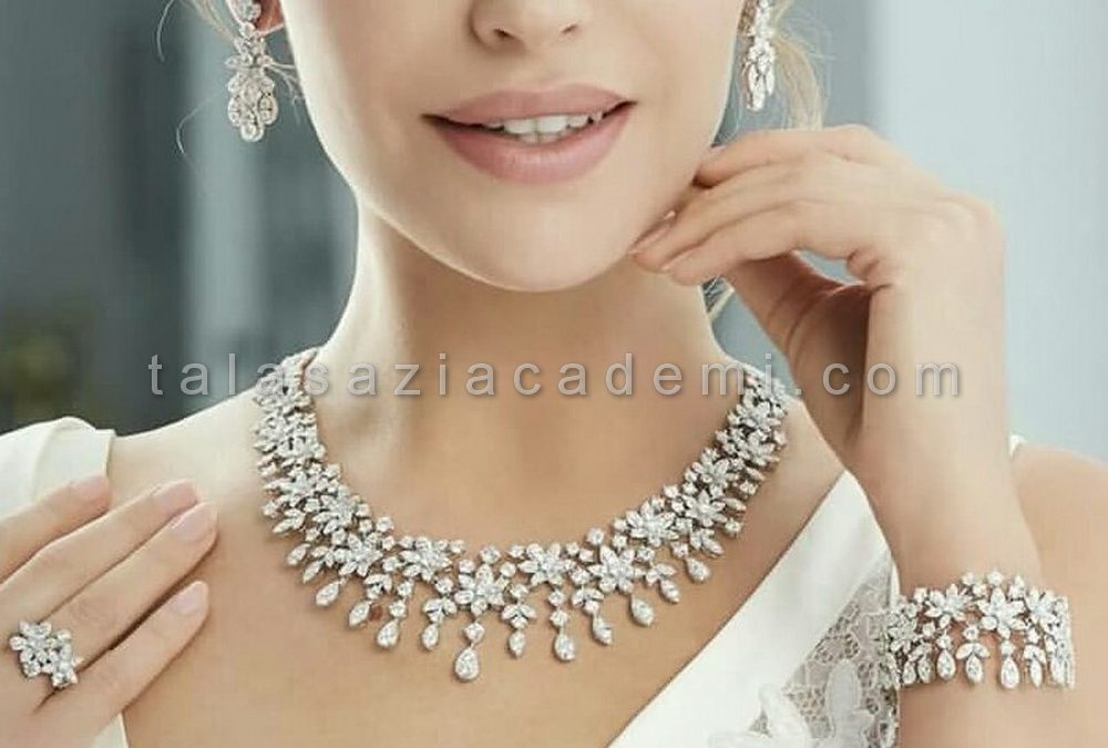 ساخت انواع زیورآلات نقره