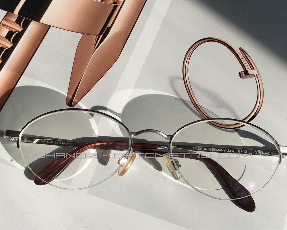 قیمت عینک طبی زنانه