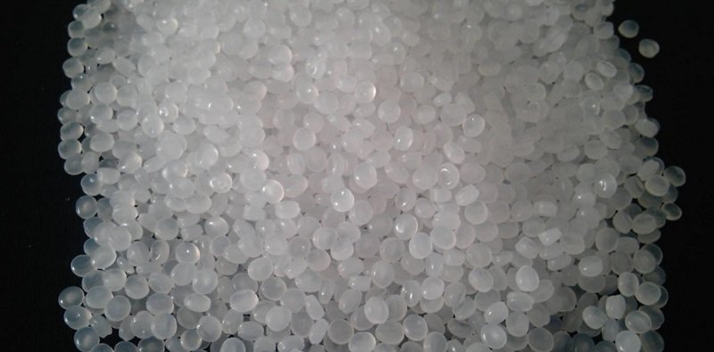 Injected light polyethylene