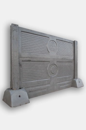 Prefabricated concrete wall