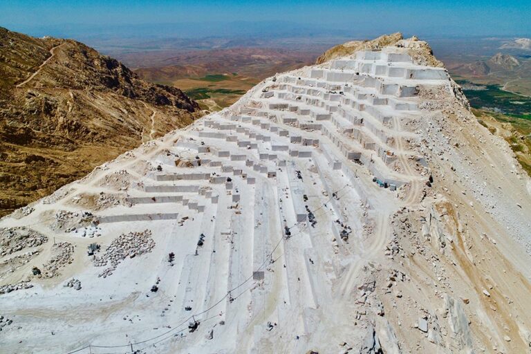 معادن دهبید