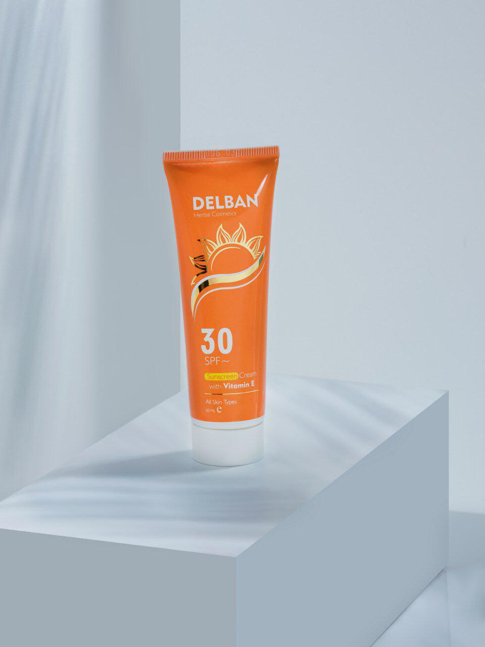 Delban sun cream with SPF 30 and contains vitamin E