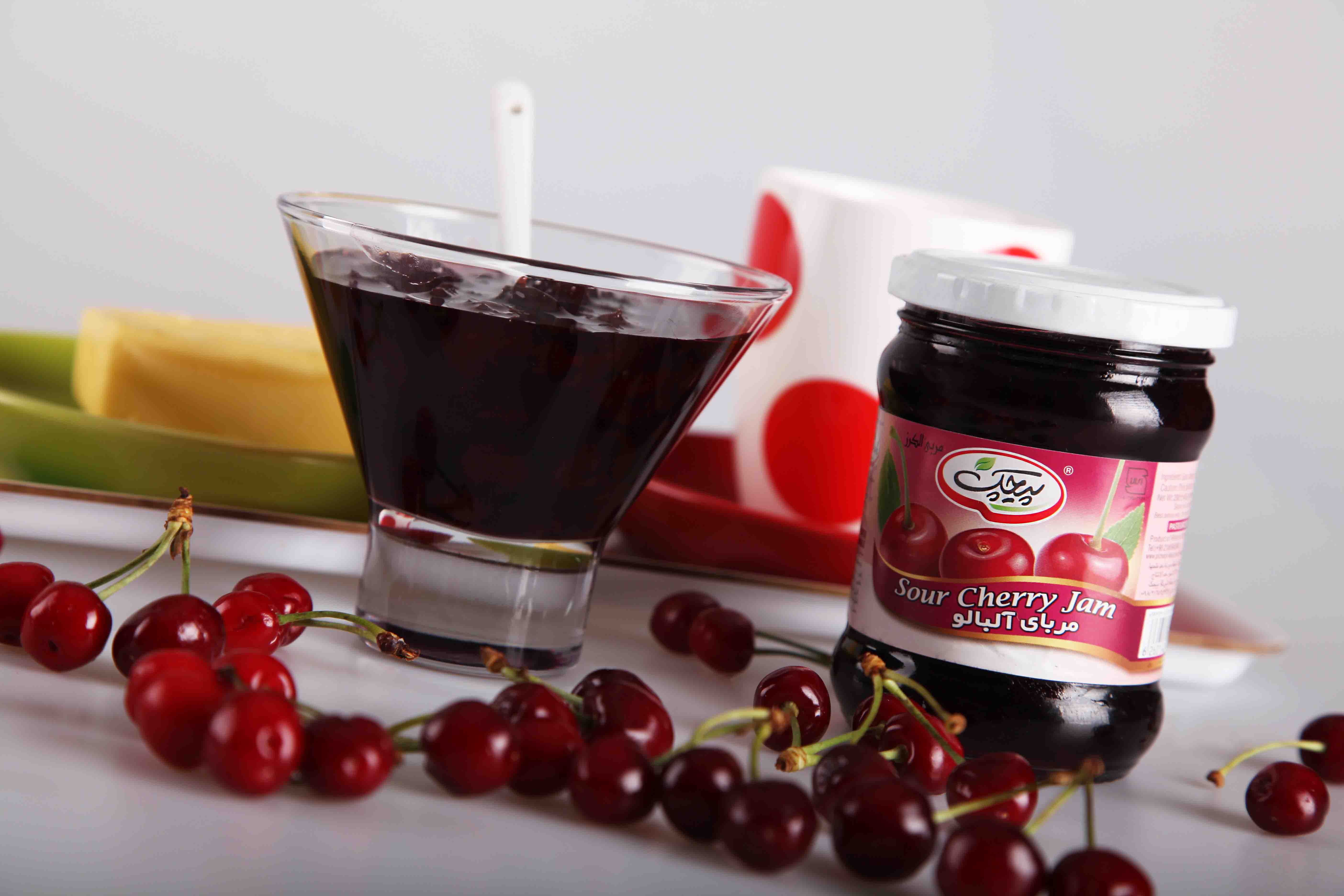 مربا آلبالو