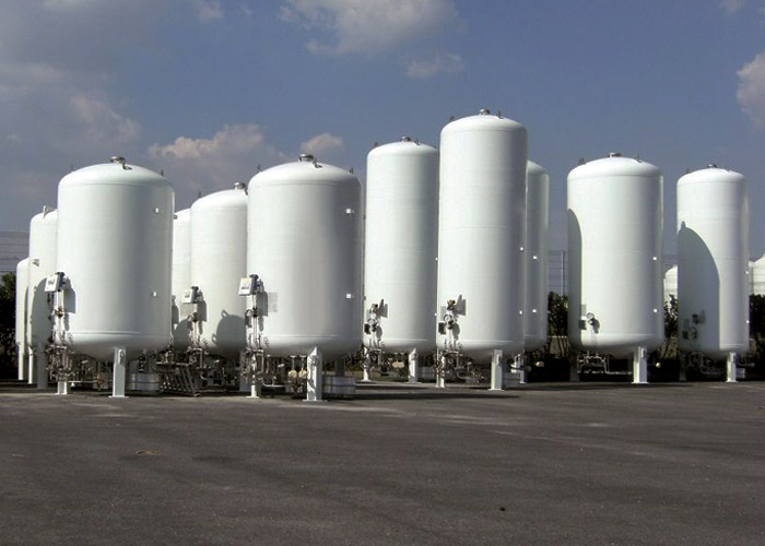 Cryogenic tanks or cryotanks