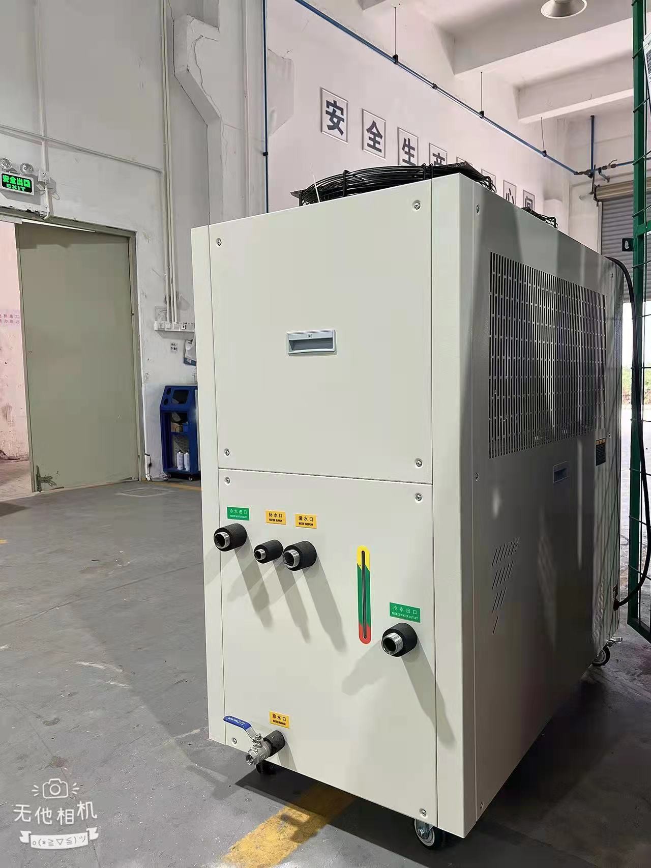 چیلر آب صنعتی BCA-60