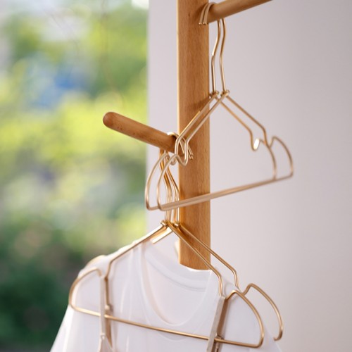 آویز سیم فلزی سبک