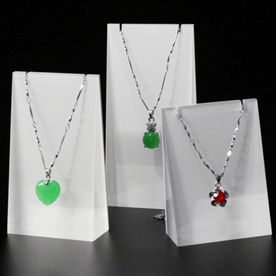 Necklace display rack