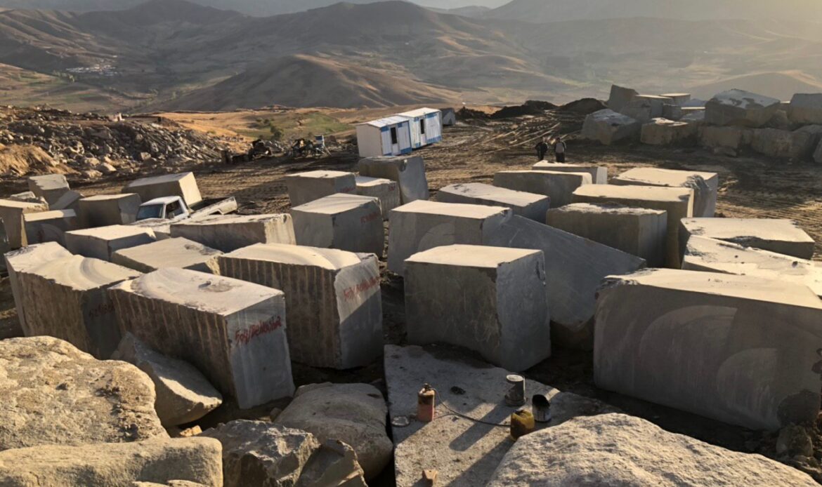 کوپ گرانیت مشکی پیرانشهر