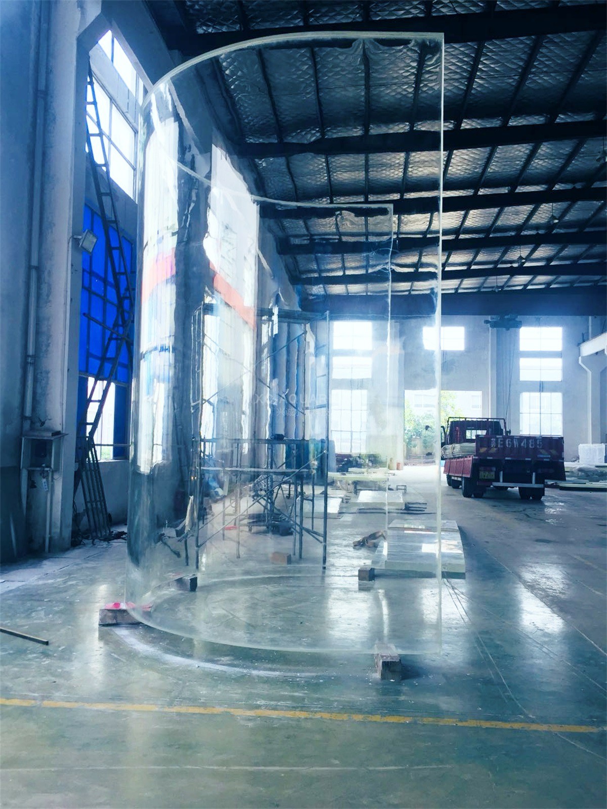 acrylic tunnel aquarium