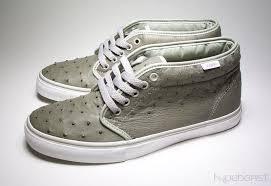 محصولات چرم شتر مرغ