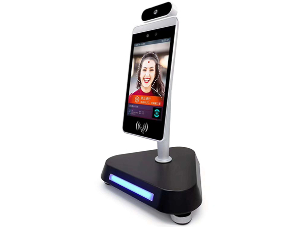 سیستم کنترل دسترسی با تشخیص چهره و پرسشنامه QR