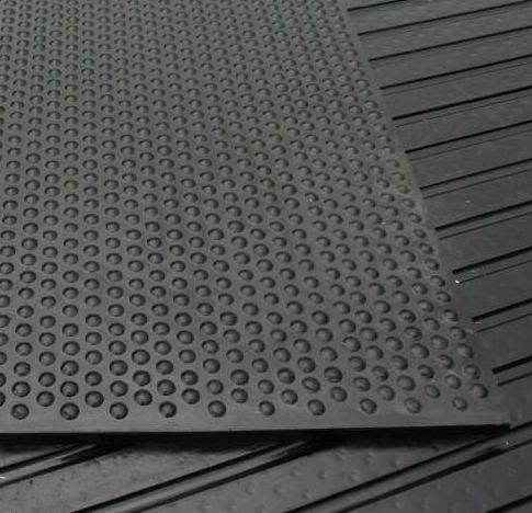Rubber horse stable mat