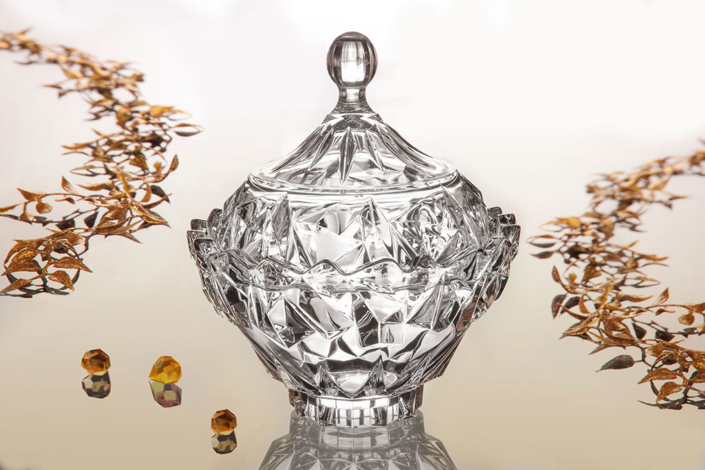 شکلات خوری در دار مانیسا-۷۶۸