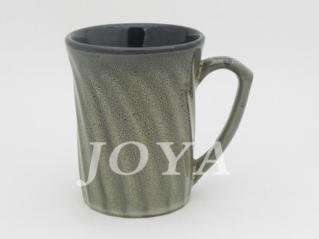 لیوان لعاب رنگی