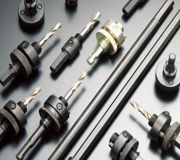 سوراخ اره درختان