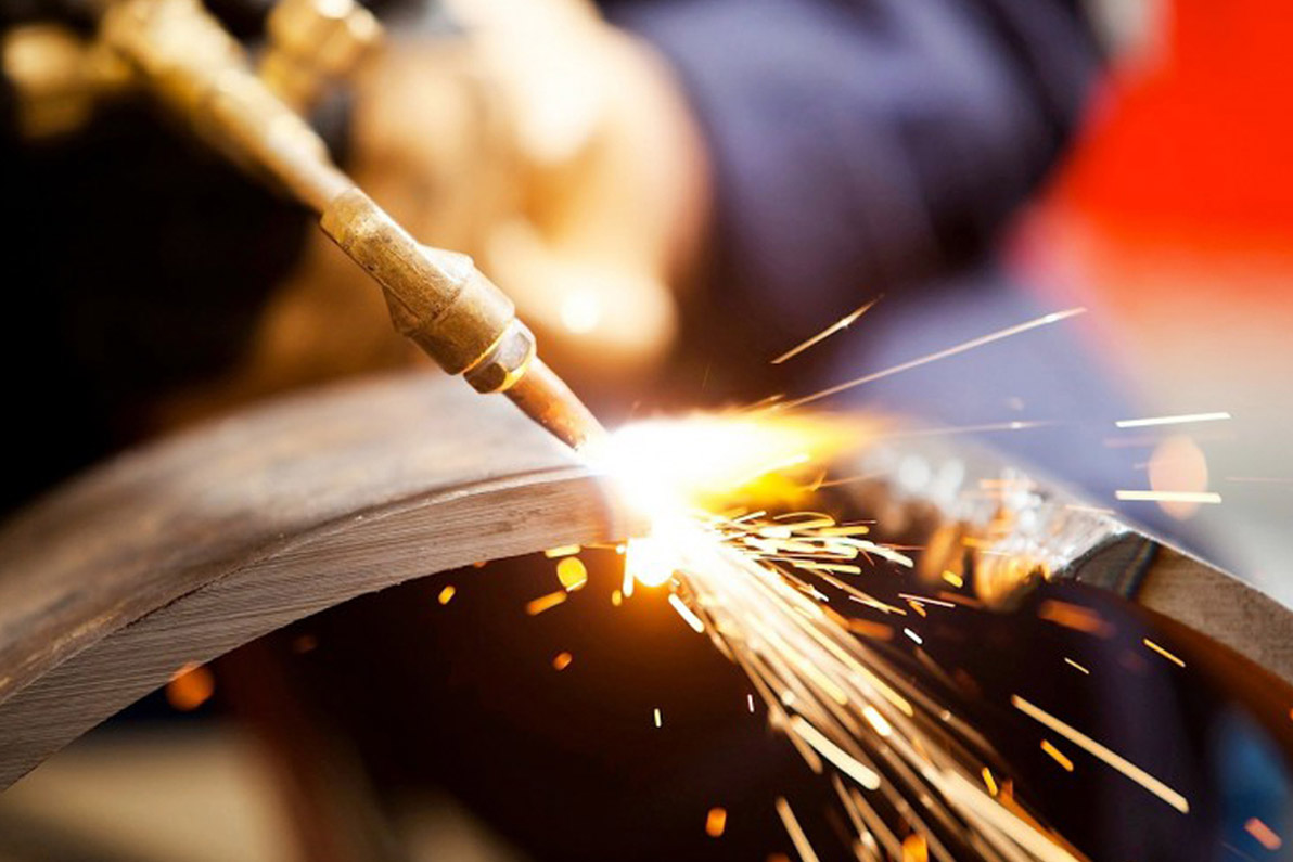 Sales of specialized tools for welding and cutting industries