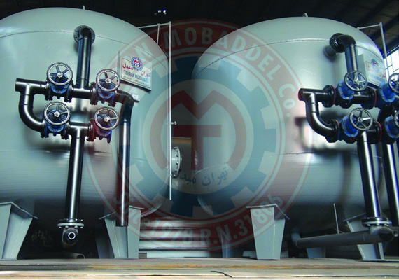 Sand filter under vertical pressure