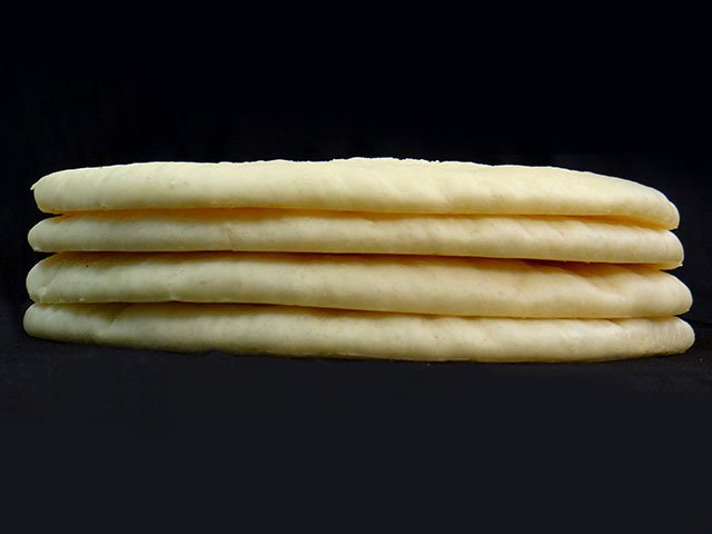 Half ready pizza bread