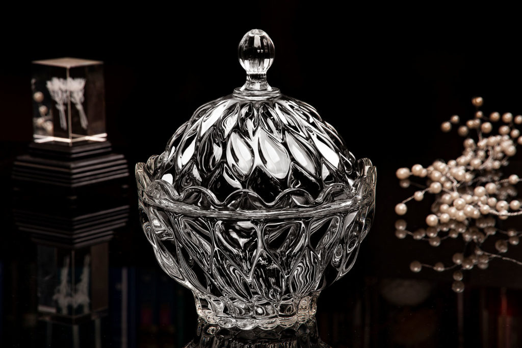 شکلات خوری در دار فلورانس