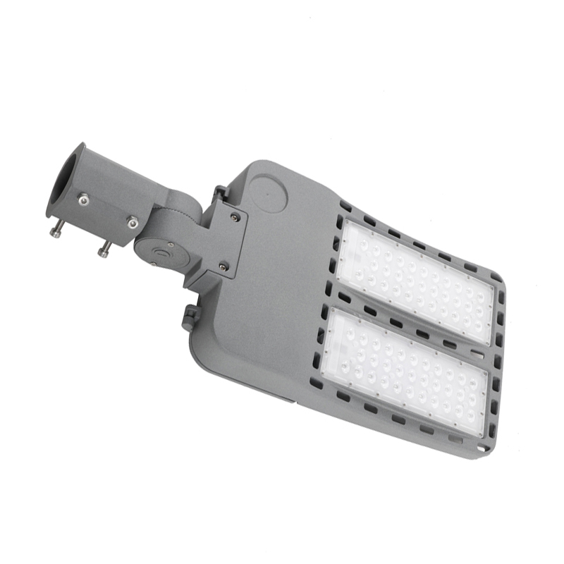 چراغ های خیابانی SLR04 پارکینگ LED در فضای باز LED 80W-200W ضد آب IP65