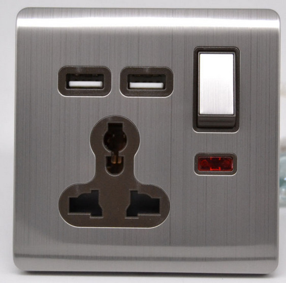 Wall plate with USB charger 