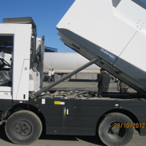 جاروب ۴ متر مکعبی مدل Cleango 500