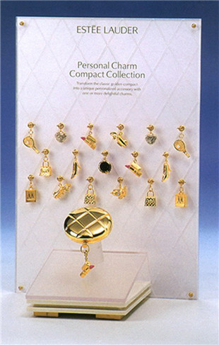 نمایش جواهرات طلا