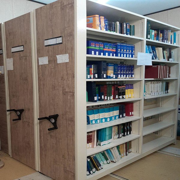 قفسه ریلی کتابخانه