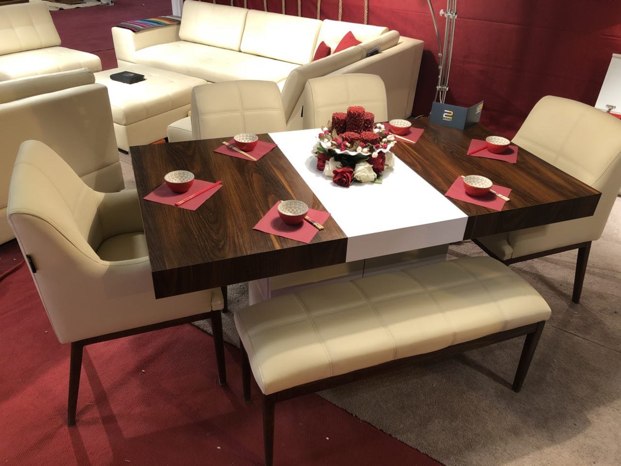 غذا خوری لمینه