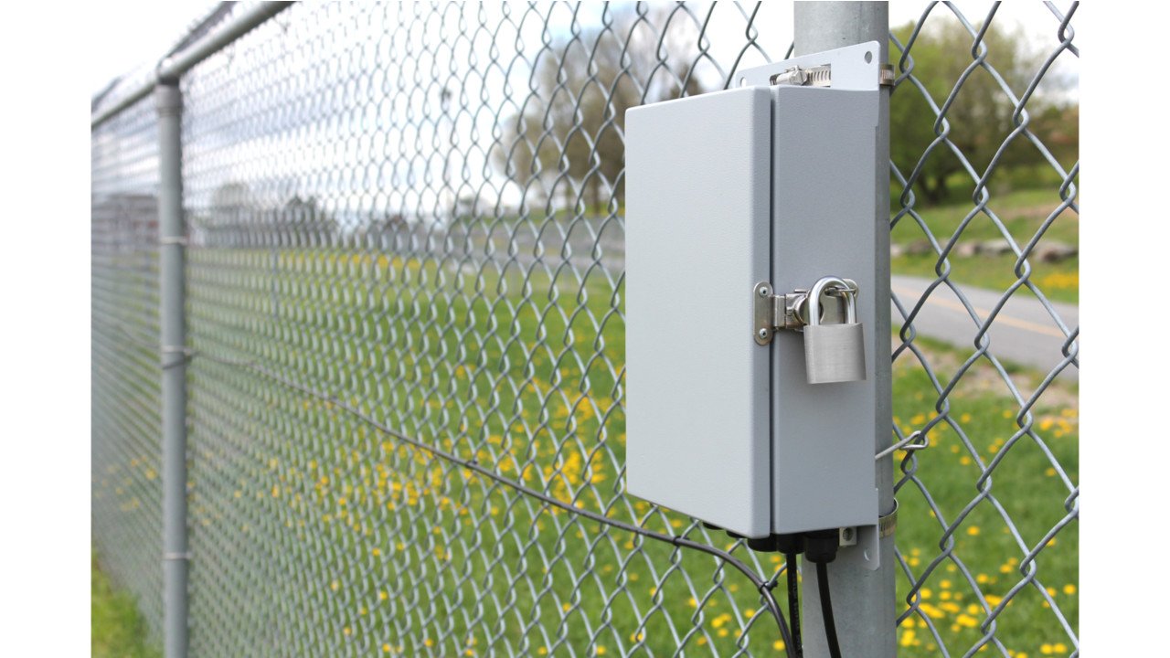 Protection system around microphone wires