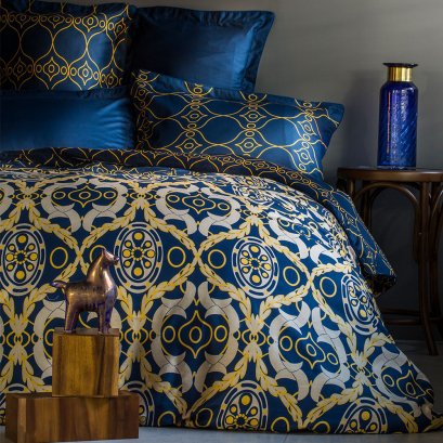 سرویس لحاف ساتن کیسه ای مغزی دوزی دونفره 7تکه کشدار180 گلدن