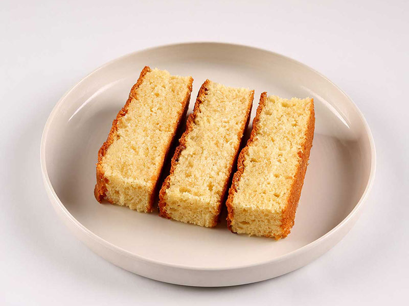 کیک باقلوایی نارگیلی ( بسته ۸ برشی )