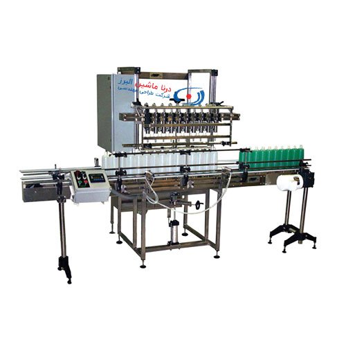 Liquid filling machine