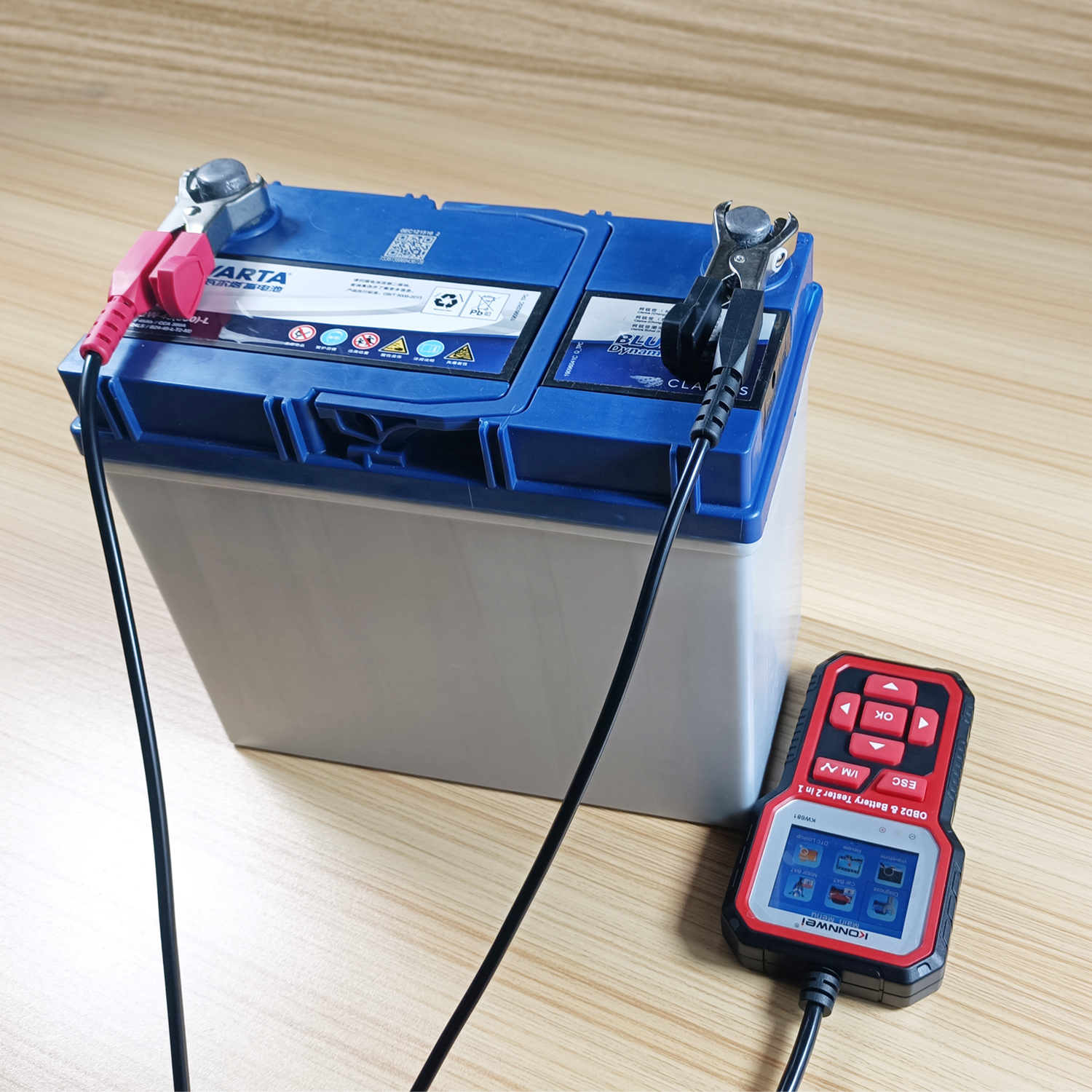 اسکنر KONNWEI KW681 Car obdii و تستر باتری خودرو 2 عملکرد در 1