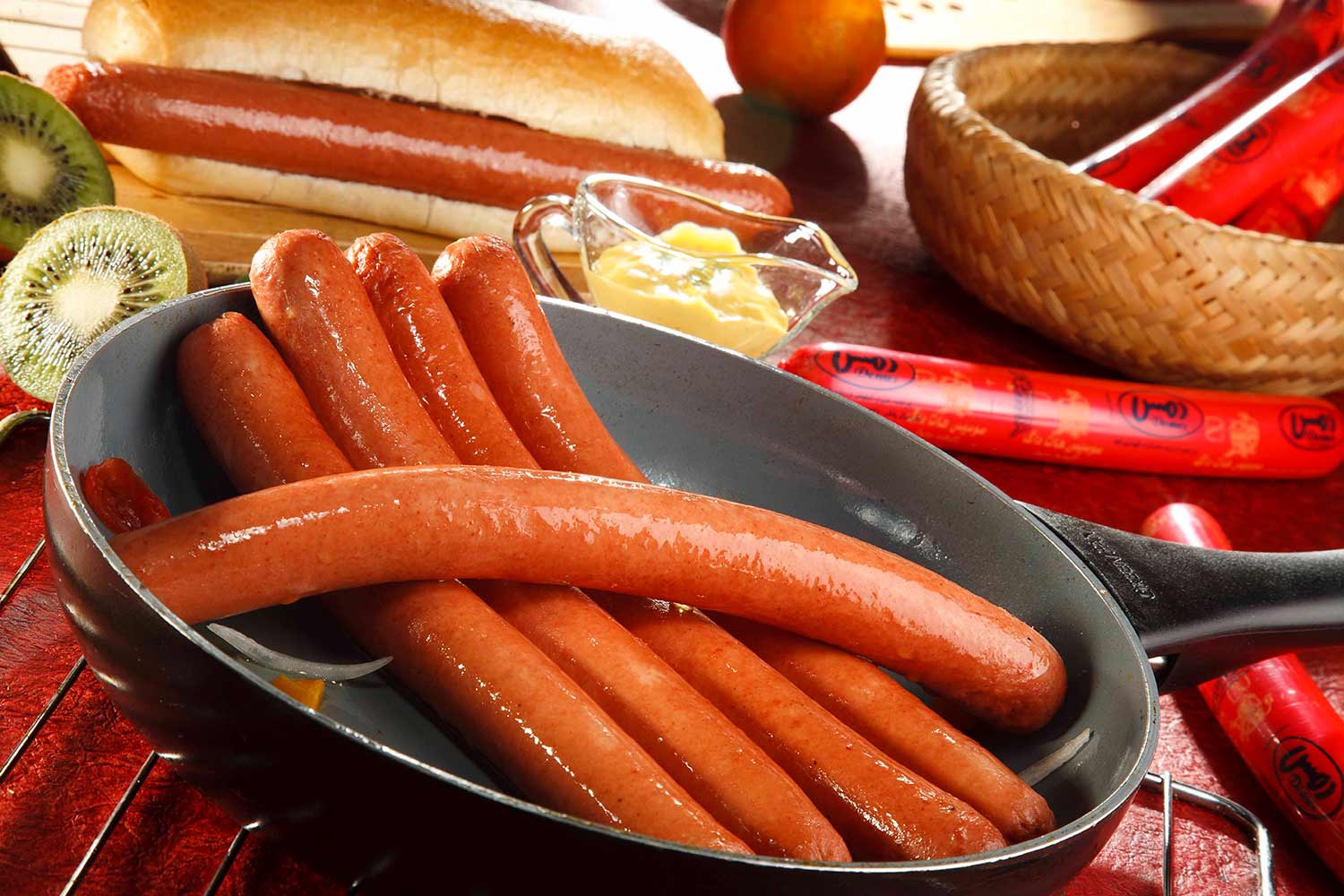 سوسیس هات داگ 70%