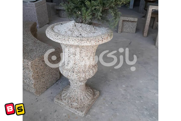 گلدان بتنی سلطنتی