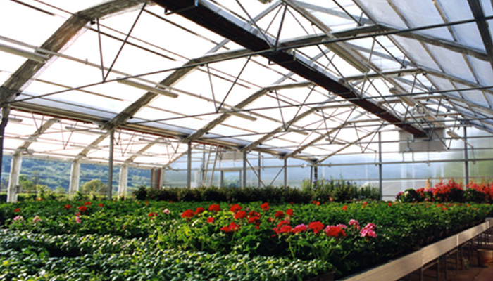 Tubular radiant heating in the greenhouse