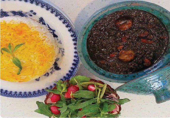 خورشت قرمه سبزی با قارچ