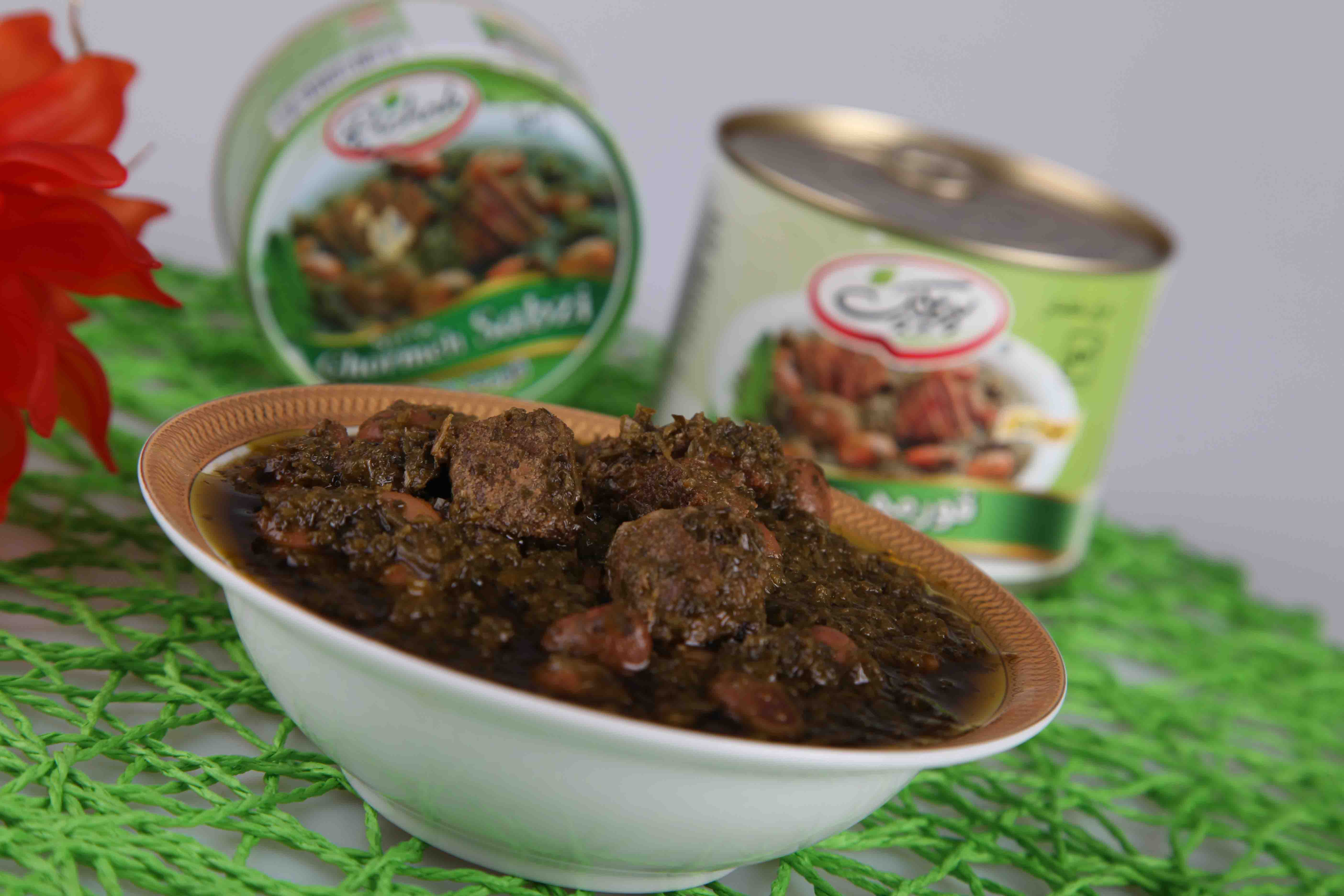 کنسرو خورش قورمه سبزی