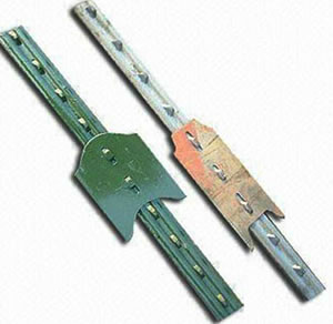 T POSTS, STUDDED T POST