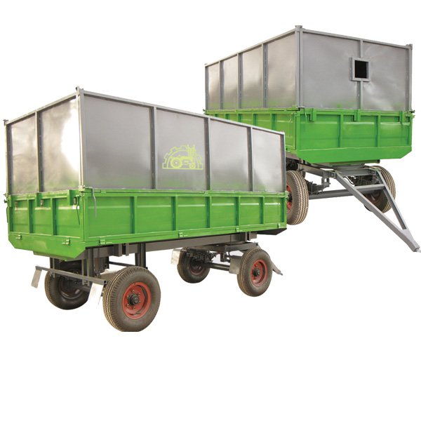 Four-wheel trailer for carrying straw