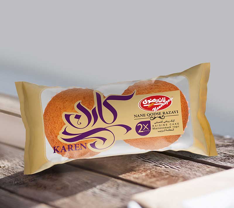 کیک روغنی کشمشی کارن