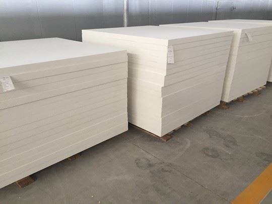 High purity grade ceramic fiber insulation