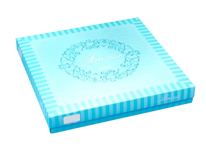 شکلات آمور مغزدار