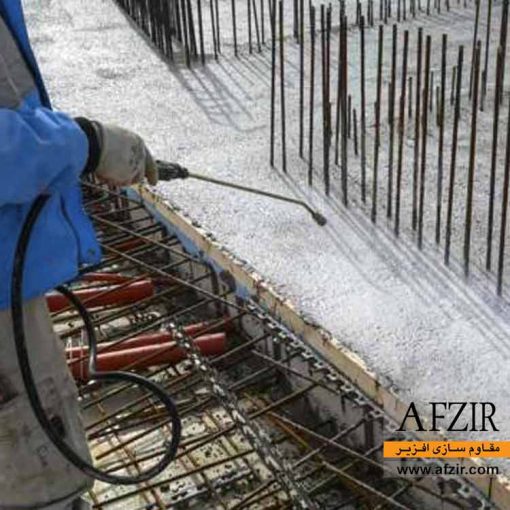 عمل آورنده و نگهدارنده بتن