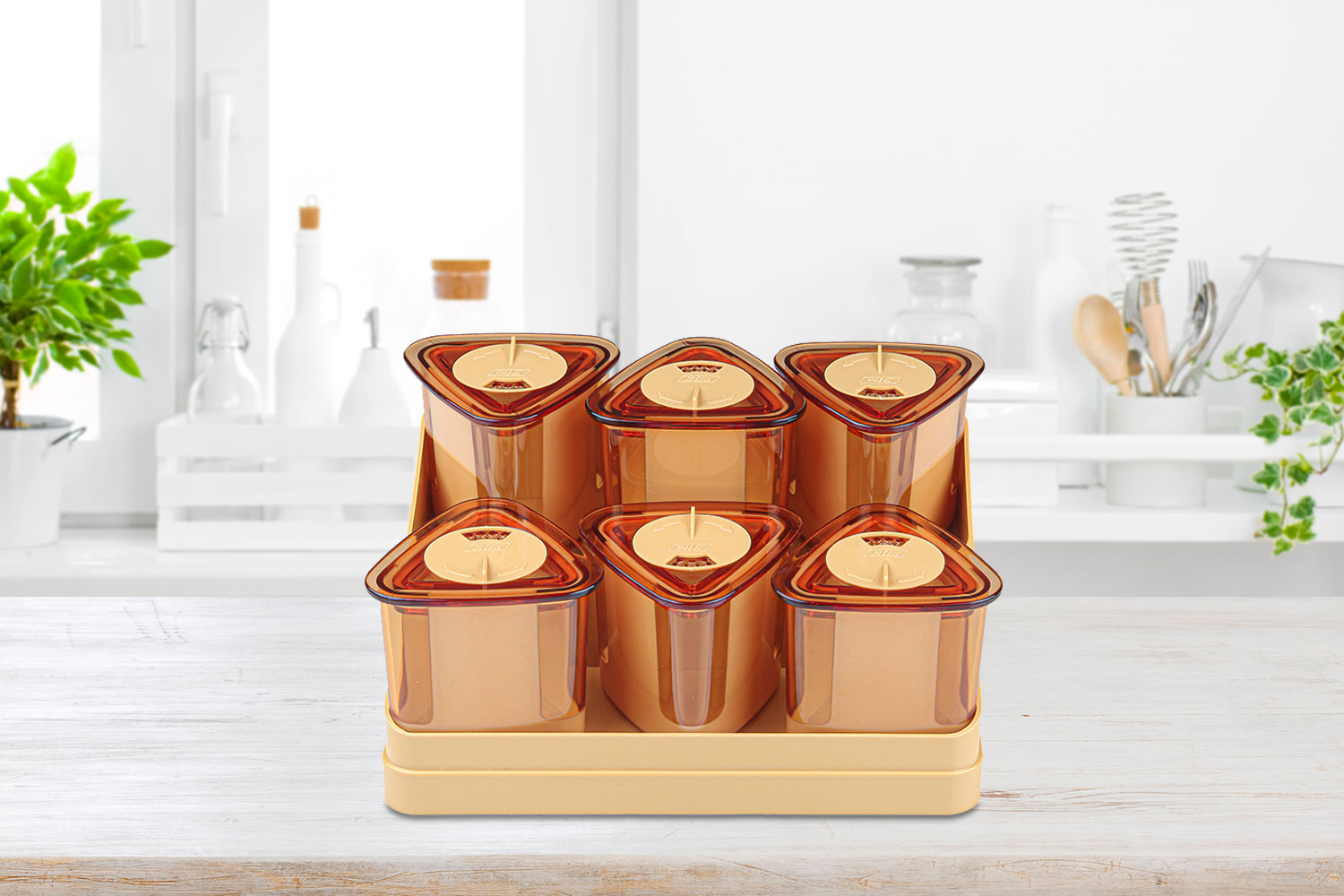 جای ادویه سه گوش پایه دار