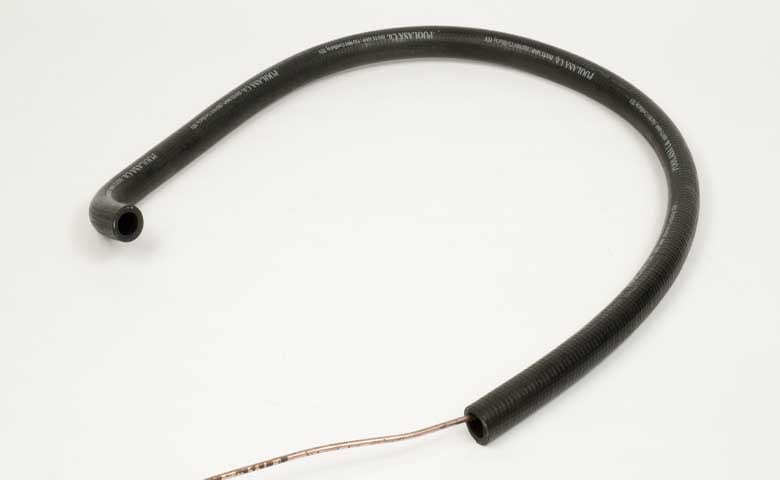 شيلنگ كوتاه بخاري وانت نيسان 2000 به كد31604