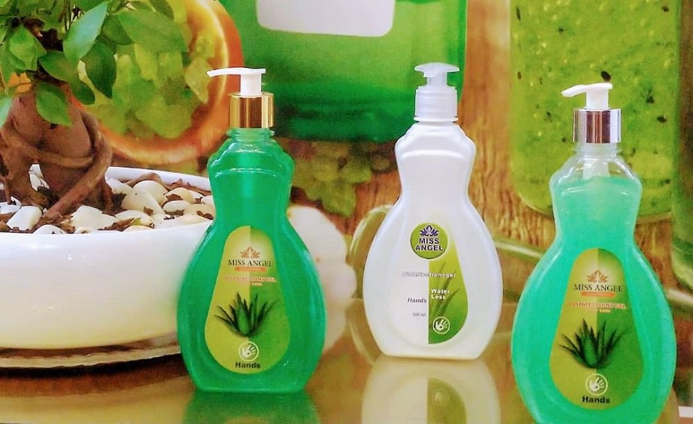 Disinfection gel 70% aromatic alcohol containing glycerin and aloe vera extract 500 ml medical